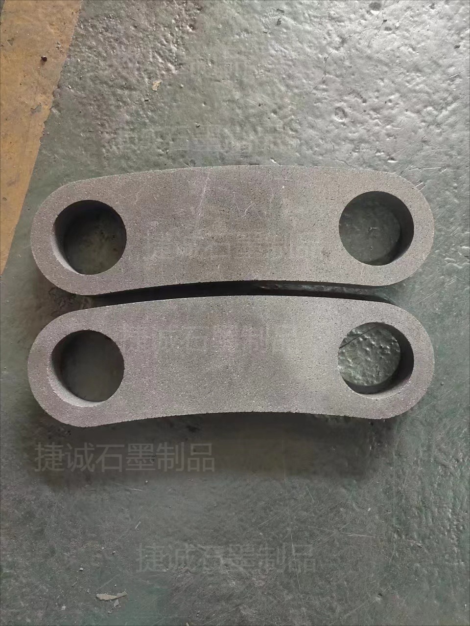 真空爐石墨連接片，真空爐石墨配件，真空爐石墨件石墨連接片，真空爐石墨件，單晶爐石墨件，真空爐石墨件加工，真空爐石墨件生產廠家